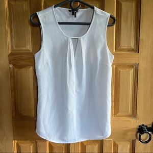 Nic + Zoe white sleeveless blouse shirt top M